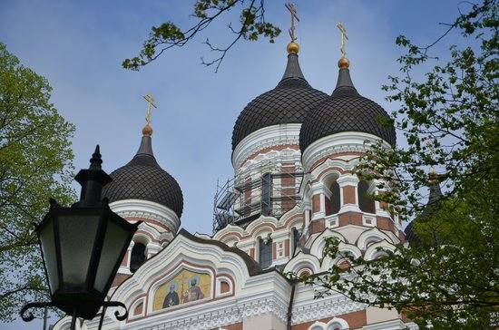 Visitare la Cattedrale di Aleksandr Nevskij a Tallinn
